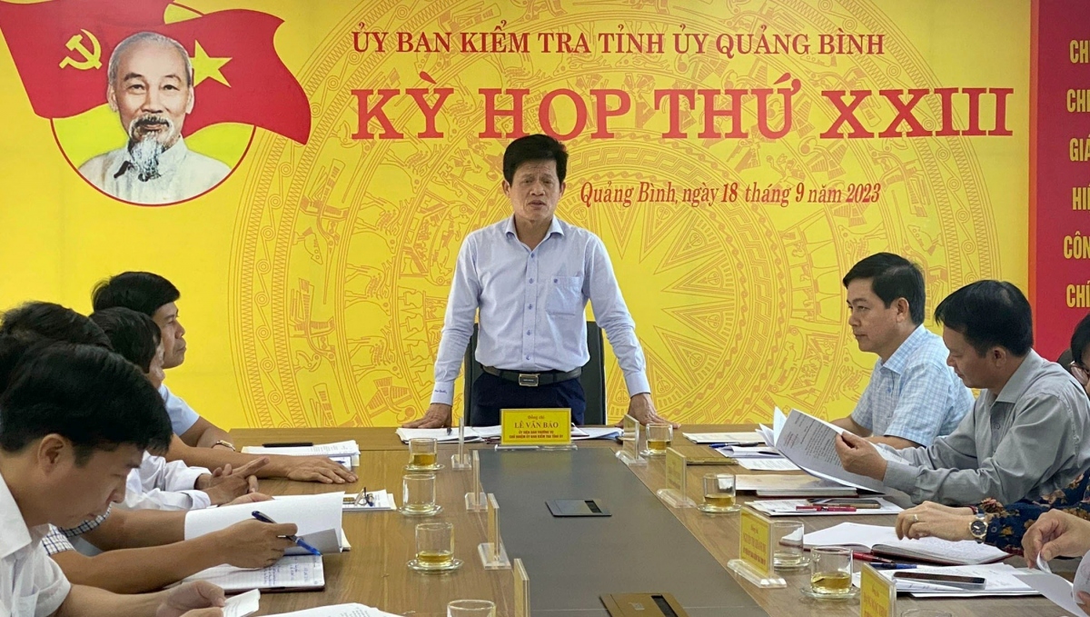 Kỷ luật Hiệu trưởng, kế toán trưởng trường Đại học Quảng Bình